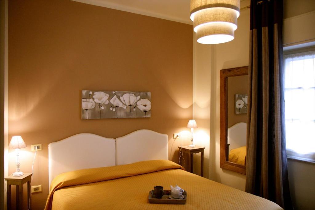 Hotel Gabbiano อาลัสซิโอ ภายนอก รูปภาพ